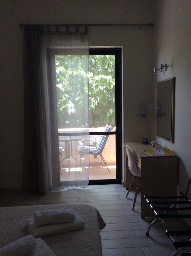 Elena Rooms بلاكاس المظهر الخارجي الصورة