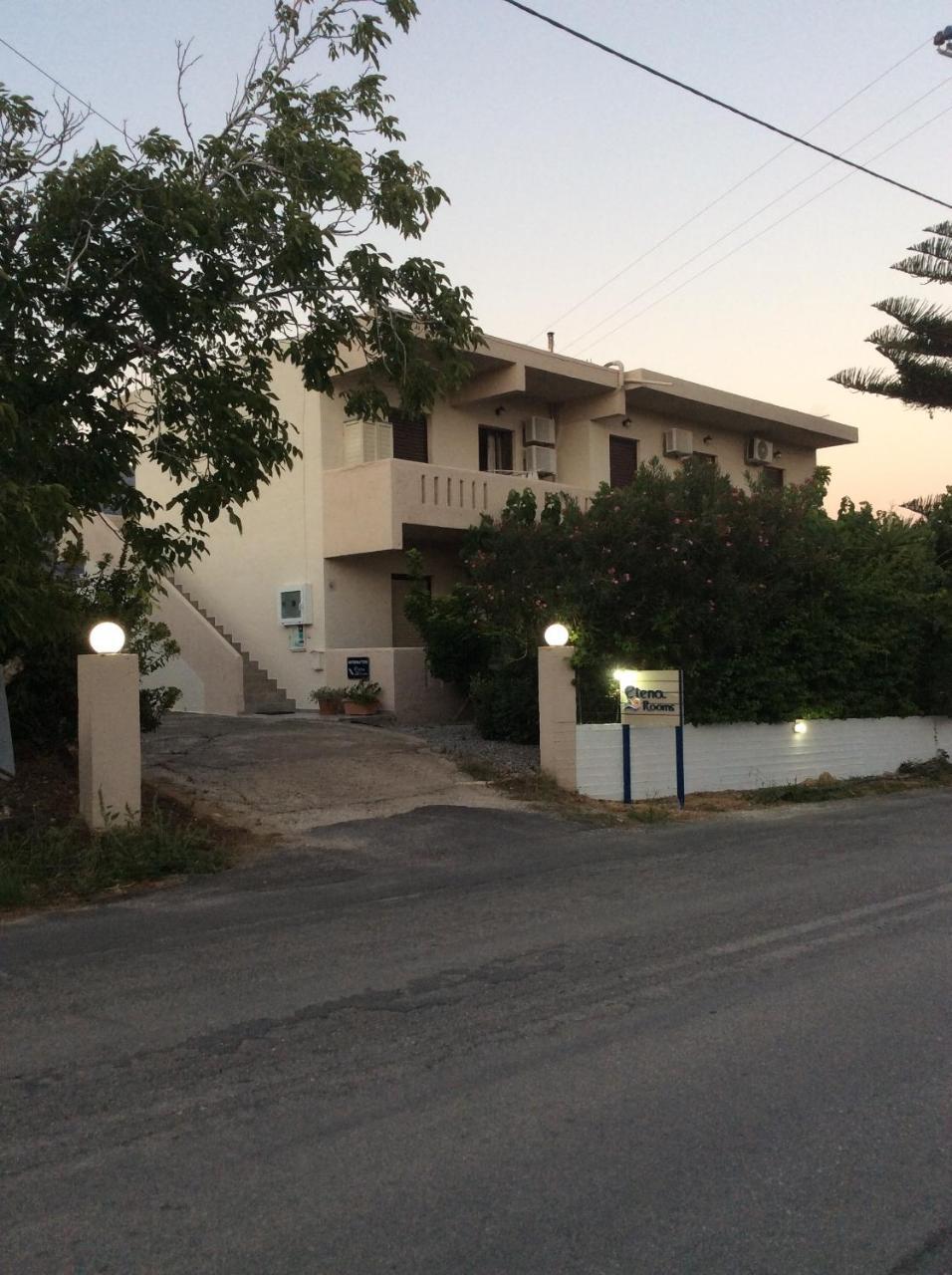 Elena Rooms بلاكاس المظهر الخارجي الصورة