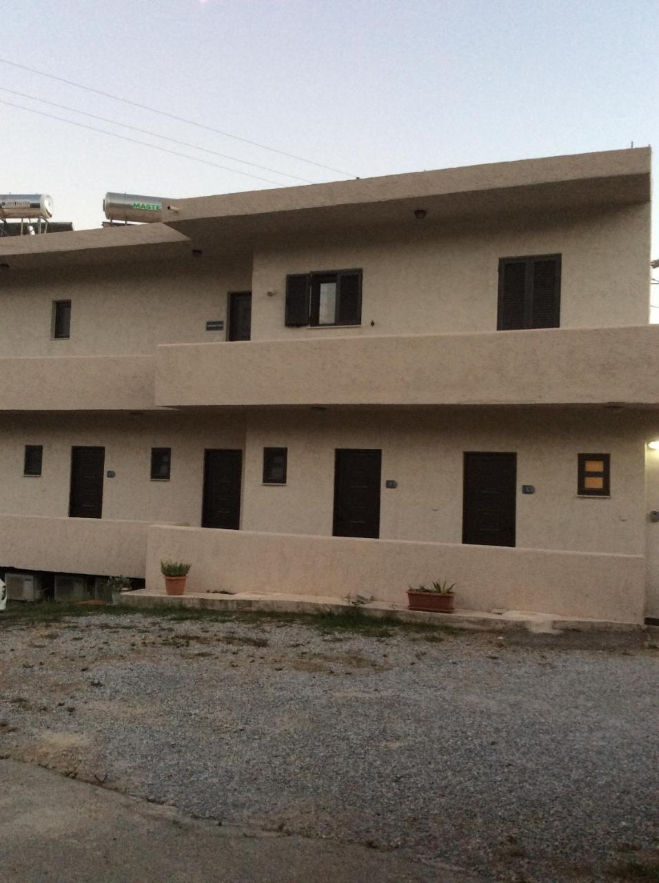 Elena Rooms بلاكاس المظهر الخارجي الصورة